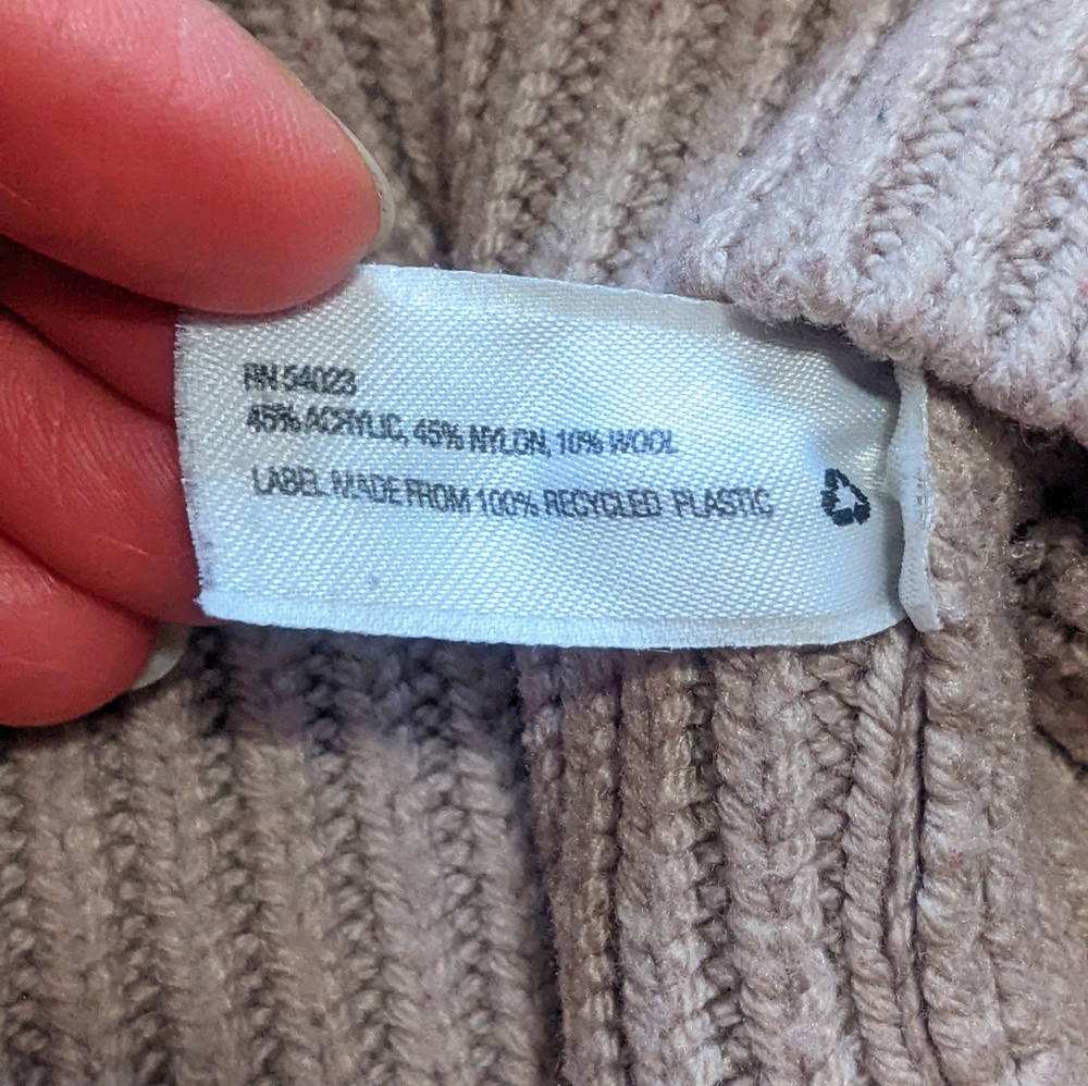 ⭐ BOGO XS Gap cropped wool blend sweater - Picture 8 of 8